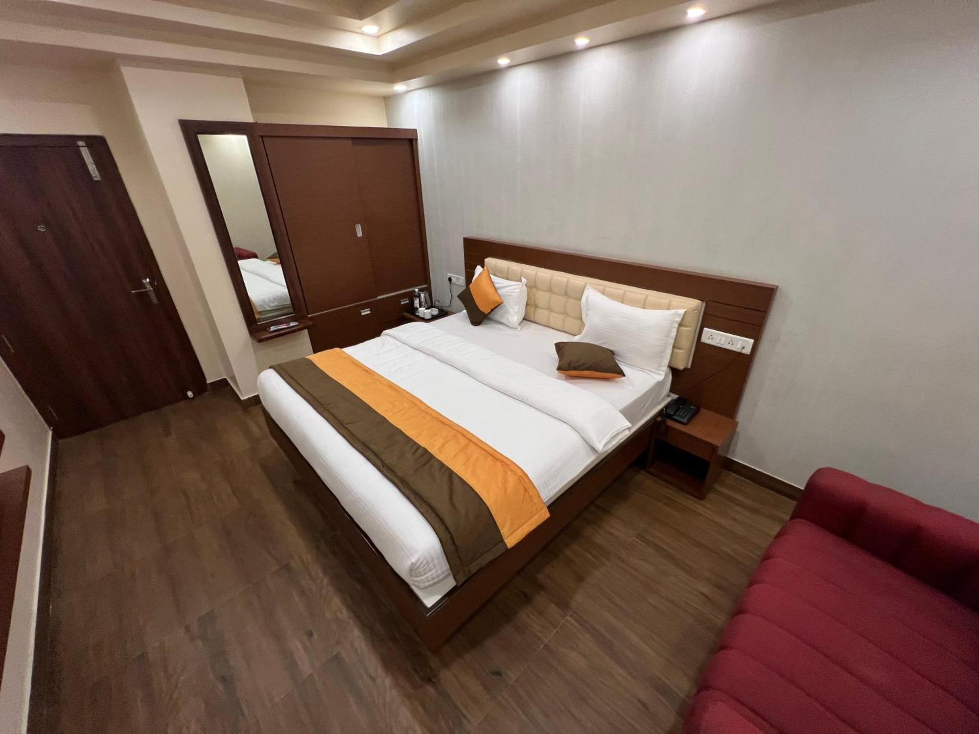 Grand Falcon Electronic City Kammasandra Exterior foto